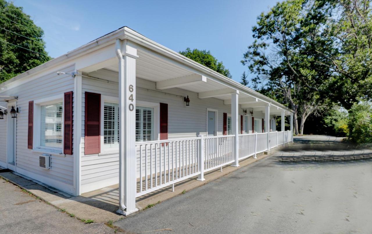 Hamilton Village Inn North Kingstown Ngoại thất bức ảnh