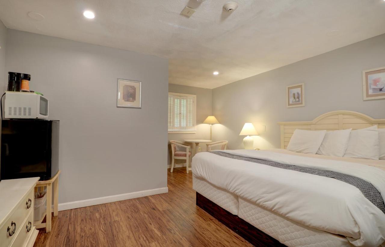 Hamilton Village Inn North Kingstown Ngoại thất bức ảnh
