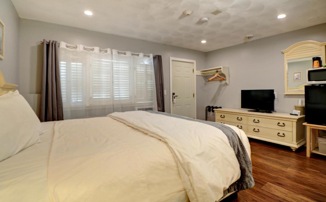 Hamilton Village Inn North Kingstown Ngoại thất bức ảnh