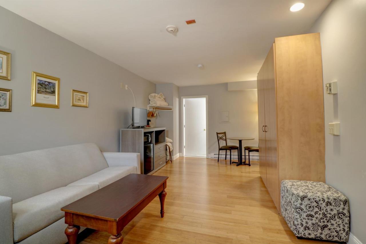 Hamilton Village Inn North Kingstown Ngoại thất bức ảnh