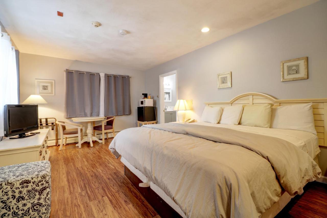 Hamilton Village Inn North Kingstown Ngoại thất bức ảnh
