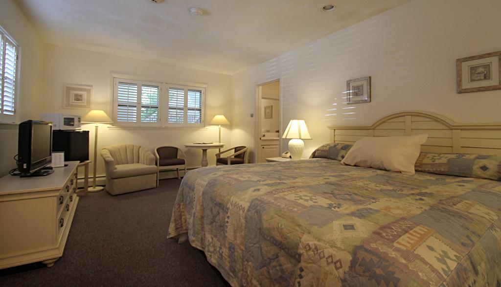 Hamilton Village Inn North Kingstown Ngoại thất bức ảnh